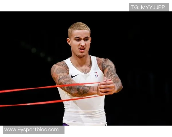 库兹马高效表现13投9中砍下22分末节独揽16分助队逆转取胜